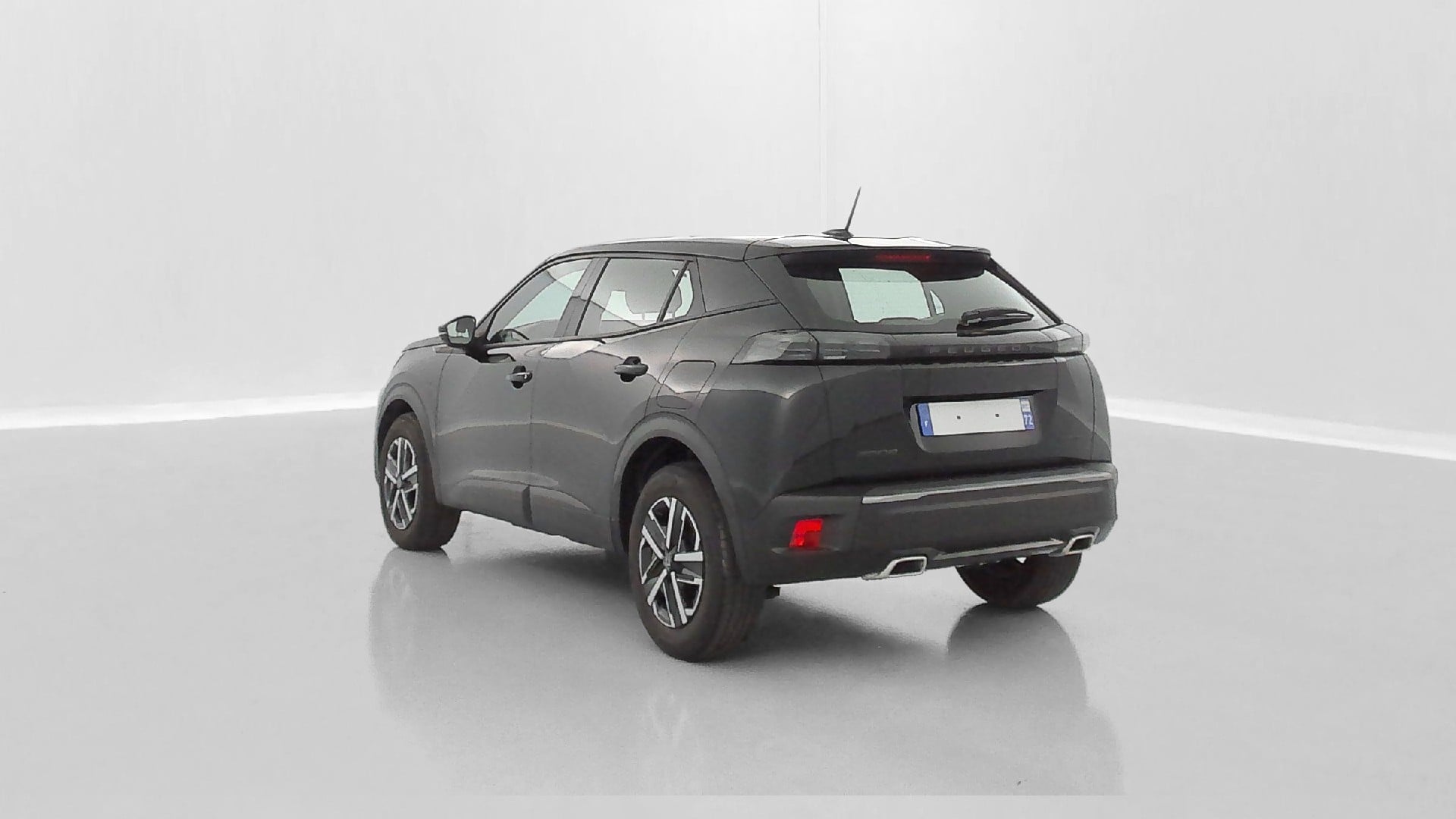 Peugeot 2008 Style II 1.2 Hybrid 145ch e-DCS6 photo