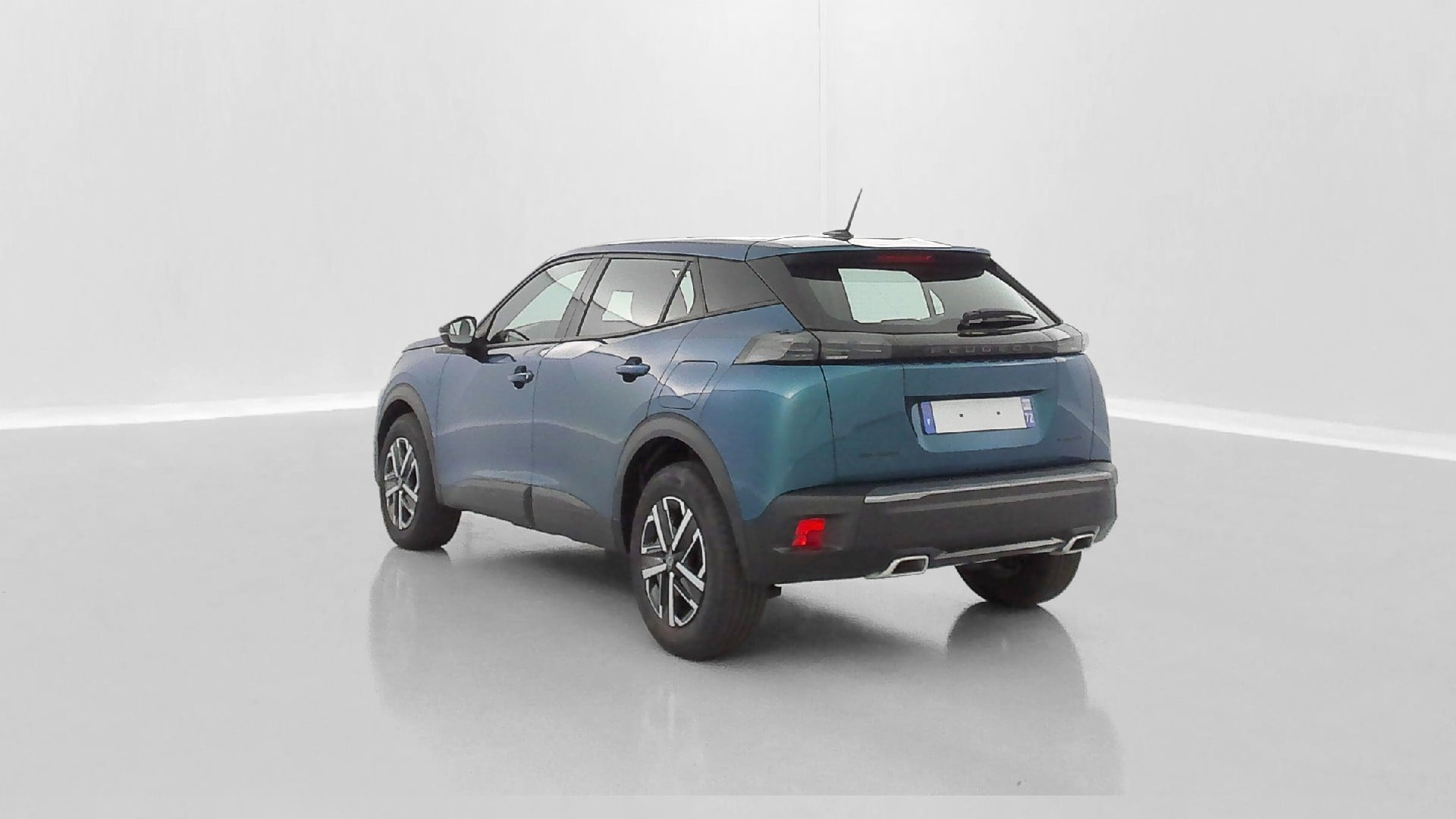 Peugeot 2008 Style II 1.2 Hybrid 145ch e-DCS6 photo