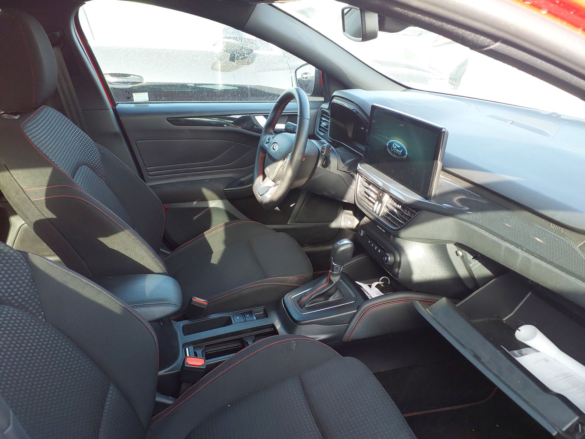 FORD Focus  Sportbreak 1.0 Ecoboost 114KW 155CV S6.2 AutomÃ¡ti ST-LINE X(Pano-Roof + Winterpack) photo