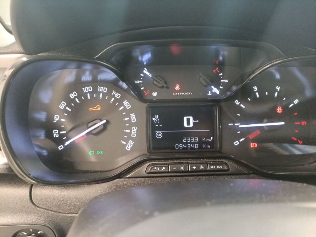 Citroën C3 1.2 PureTech 83 S&S MAN Shine 5d !!No COC!! photo