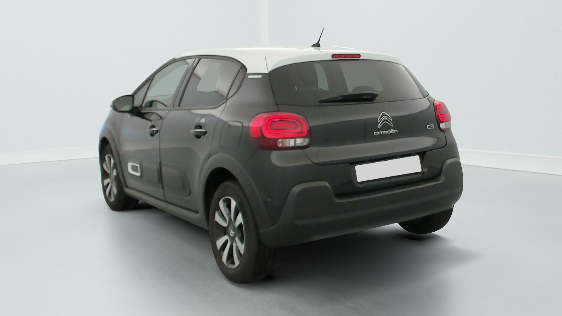 Citroen C3 Shine PureTech 110 S&S BVM6 photo