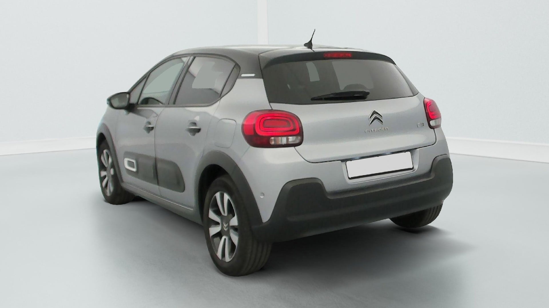 Citroen C3 Shine PureTech 110 S&S BVM6 photo