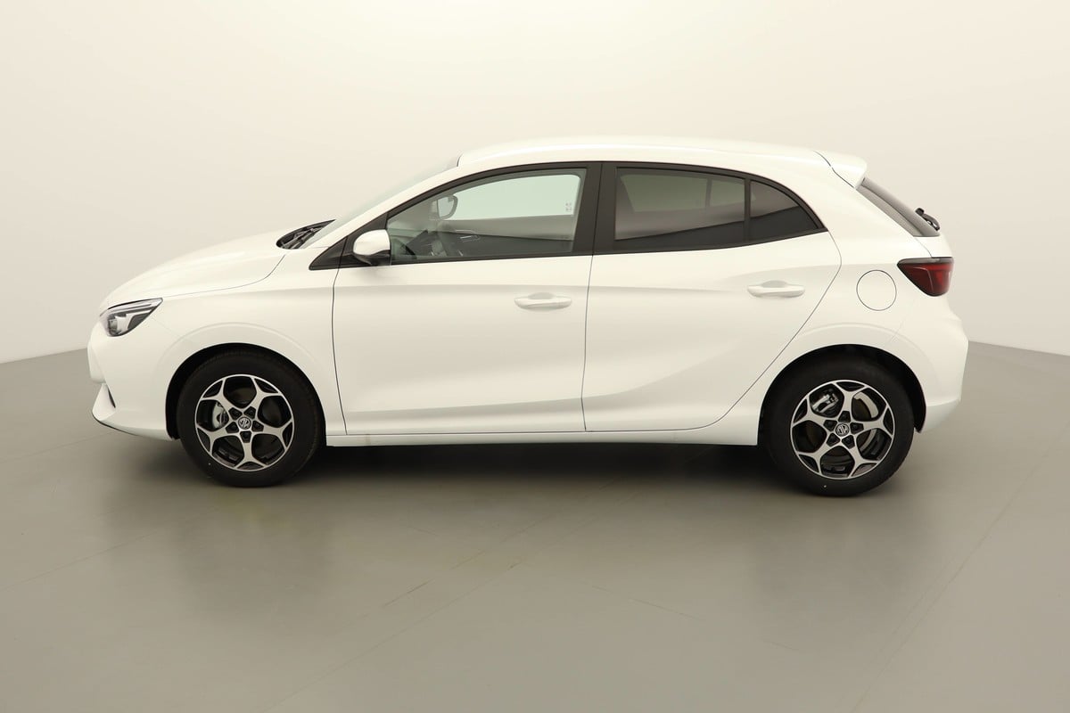 MG MG3 Luxury 1.5 Hybrid Electric/Gasoline 197hp photo