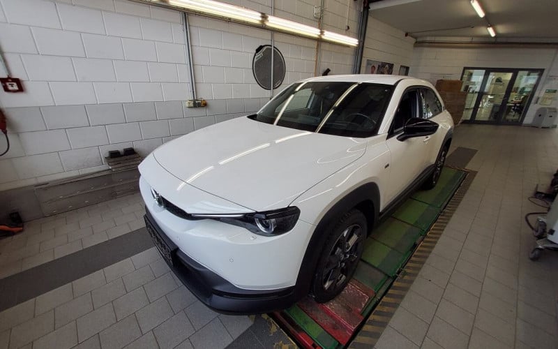 Mazda MX-30 (DR)(05.2020->) DE - SUV5 e-SKYACTIV, Advantage, 2022 - 2025