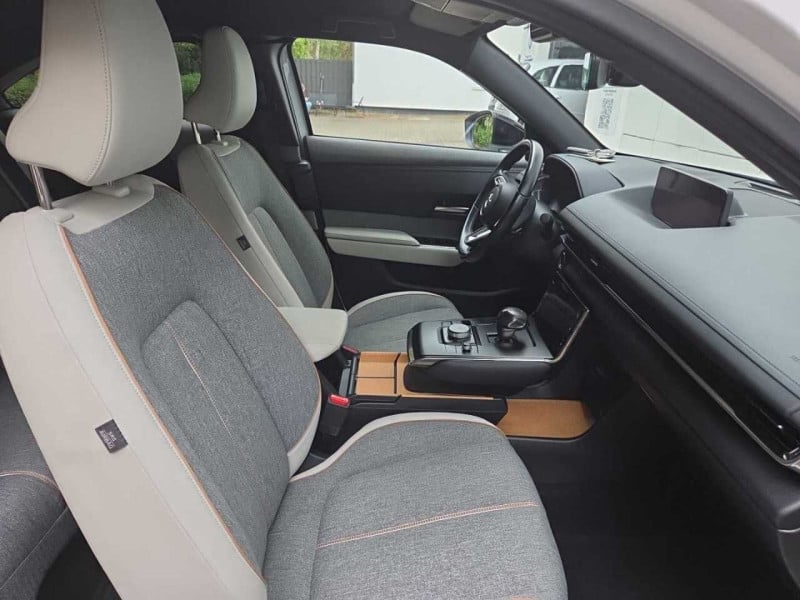 Mazda MX-30 (DR)(05.2020->) DE - SUV5 e-SKYACTIV, Advantage, 2022 - 2025 photo
