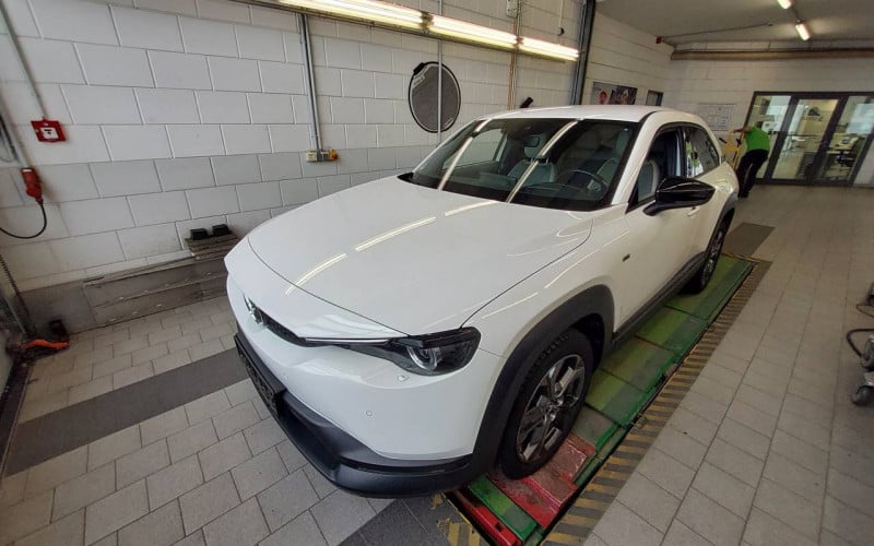 Mazda MX-30 (DR)(05.2020->) DE - SUV5 e-SKYACTIV, Advantage, 2022 - 2025