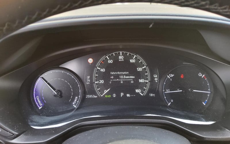 Mazda MX-30 (DR)(05.2020->) DE - SUV5 e-SKYACTIV, Advantage, 2022 - 2025 photo