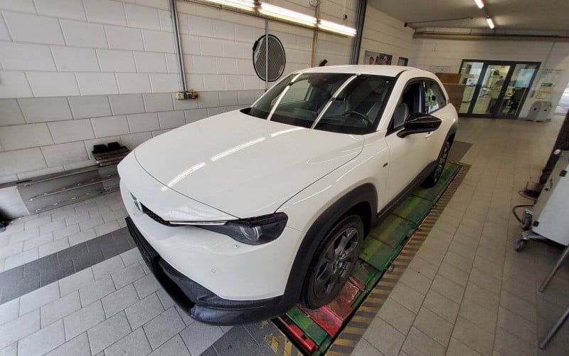 Mazda MX-30 (DR)(05.2020->) DE - SUV5 e-SKYACTIV, Advantage, 2022 - 2025