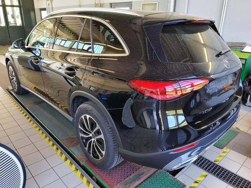 Mercedes-Benz GLC (BM 254)(06.2022->) DE - SUV5 GLC 220 d EU6e, 4Matic Avantgarde, 2024 - 2026 photo