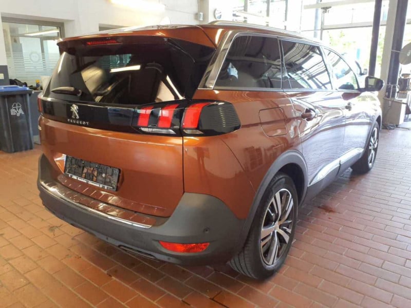 Peugeot 5008 (07.2017->) DE - SUV5 1.2 PureTech 130 EU6d, Allure Pack, (Facelift) 2020 - 2024 photo