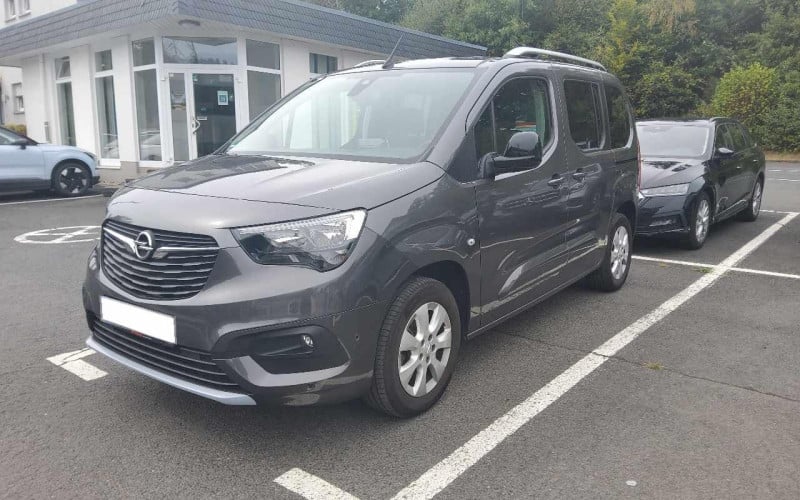 Opel Combo Life E (2018->) DE - Van5 1.2 Turbo EU6d, Ultimate, 2020 - 2022