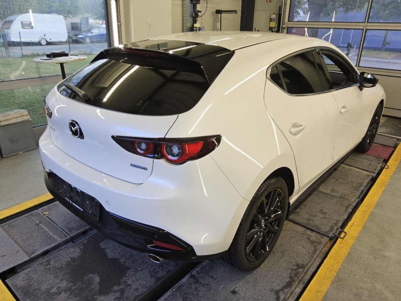 Mazda 3 Lim. 5-trg. (BP/BR)(01.2019->) DE - LimS5 2.0 SKYACTIV-G 150 M-Hybrid EU6d, Homura, 2022 - 2024 photo