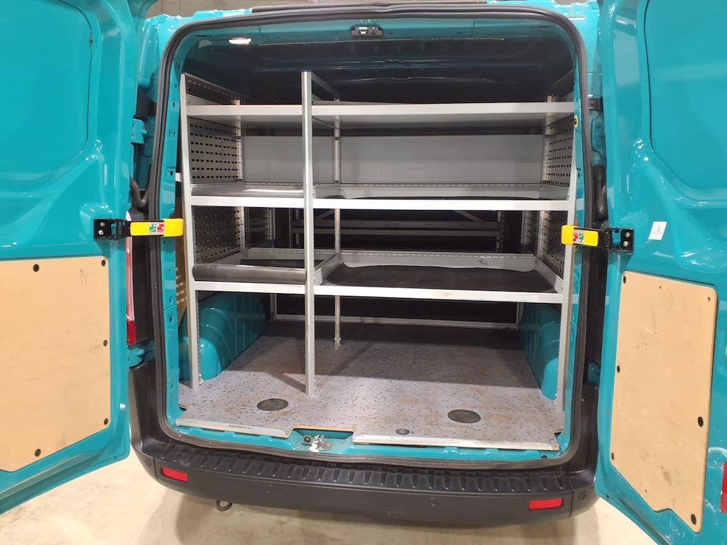 FORD TRANSIT CUSTOM 340S FOU SWB DS 2.0 TDCi L1H1 Trend STOCK photo