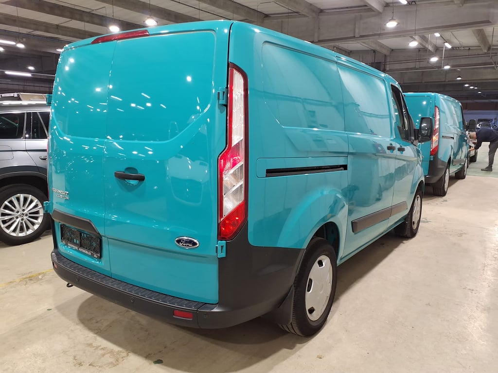 FORD TRANSIT CUSTOM 340S FOU SWB DS 2.0 TDCi L1H1 Trend STOCK photo