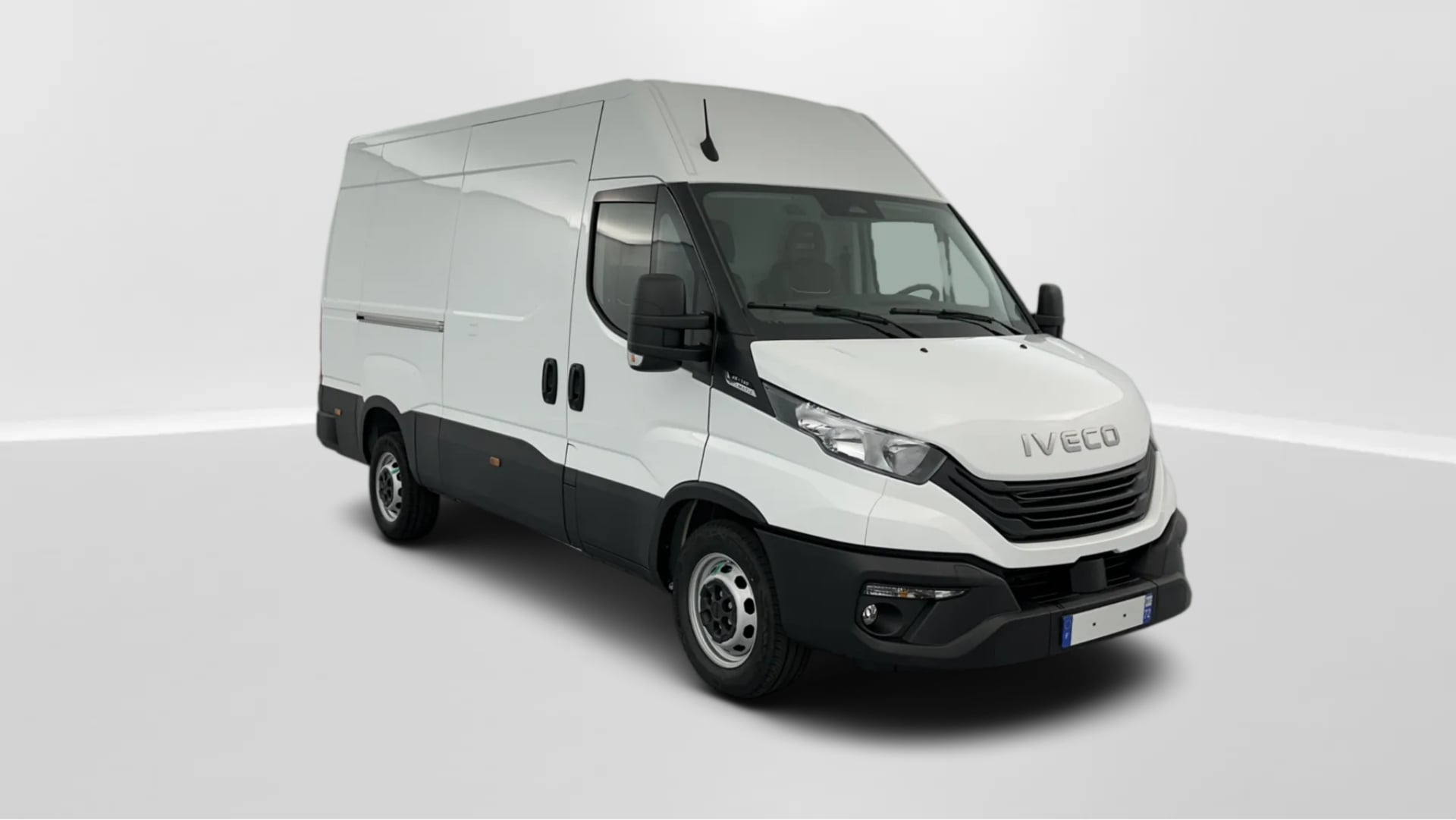 Iveco Daily 35S14BA8 12m³ 140ch BVA8