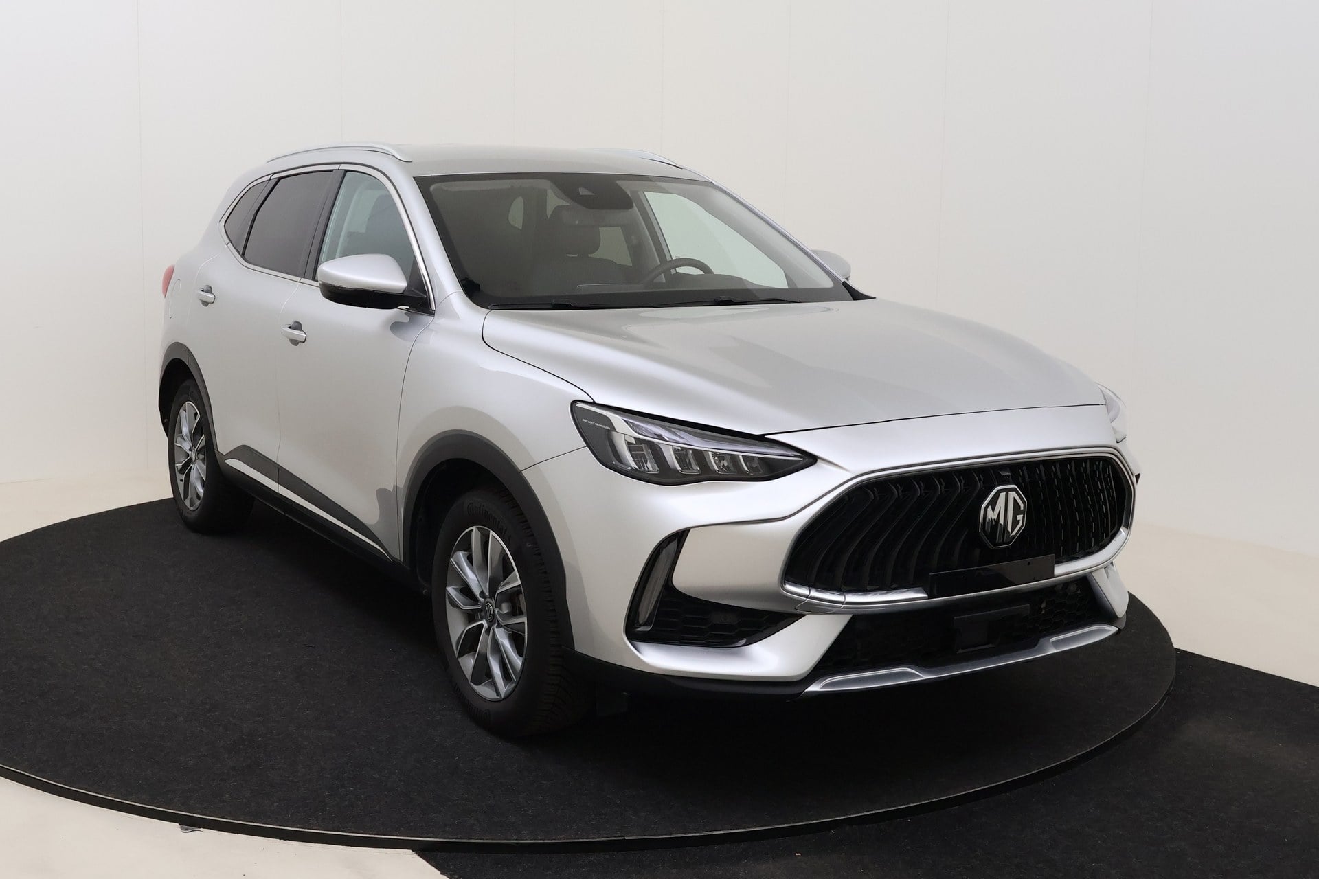 MG HS Comfort PHEV 1.5 P 6AT 2WD photo