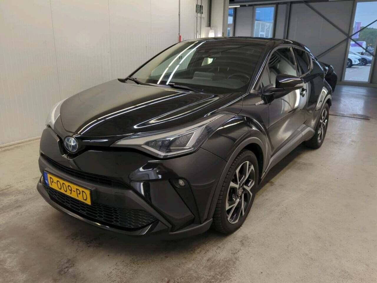 TOYOTA C-HR 2.0 Hyb. Style Lux.