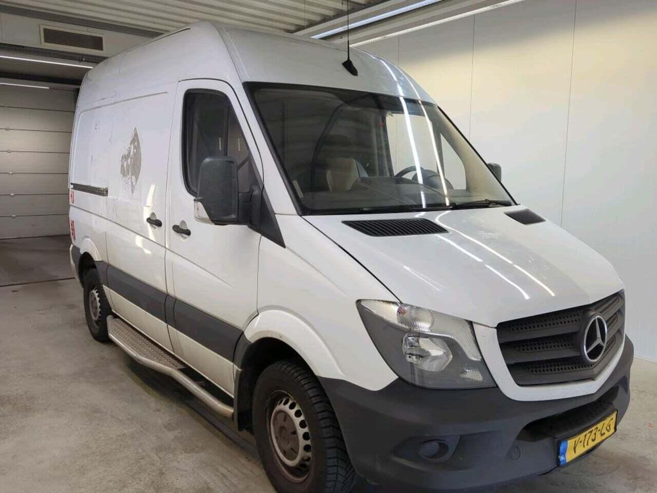 MERCEDES-BENZ Sprinter 311 2.2 CDI 325 DC photo