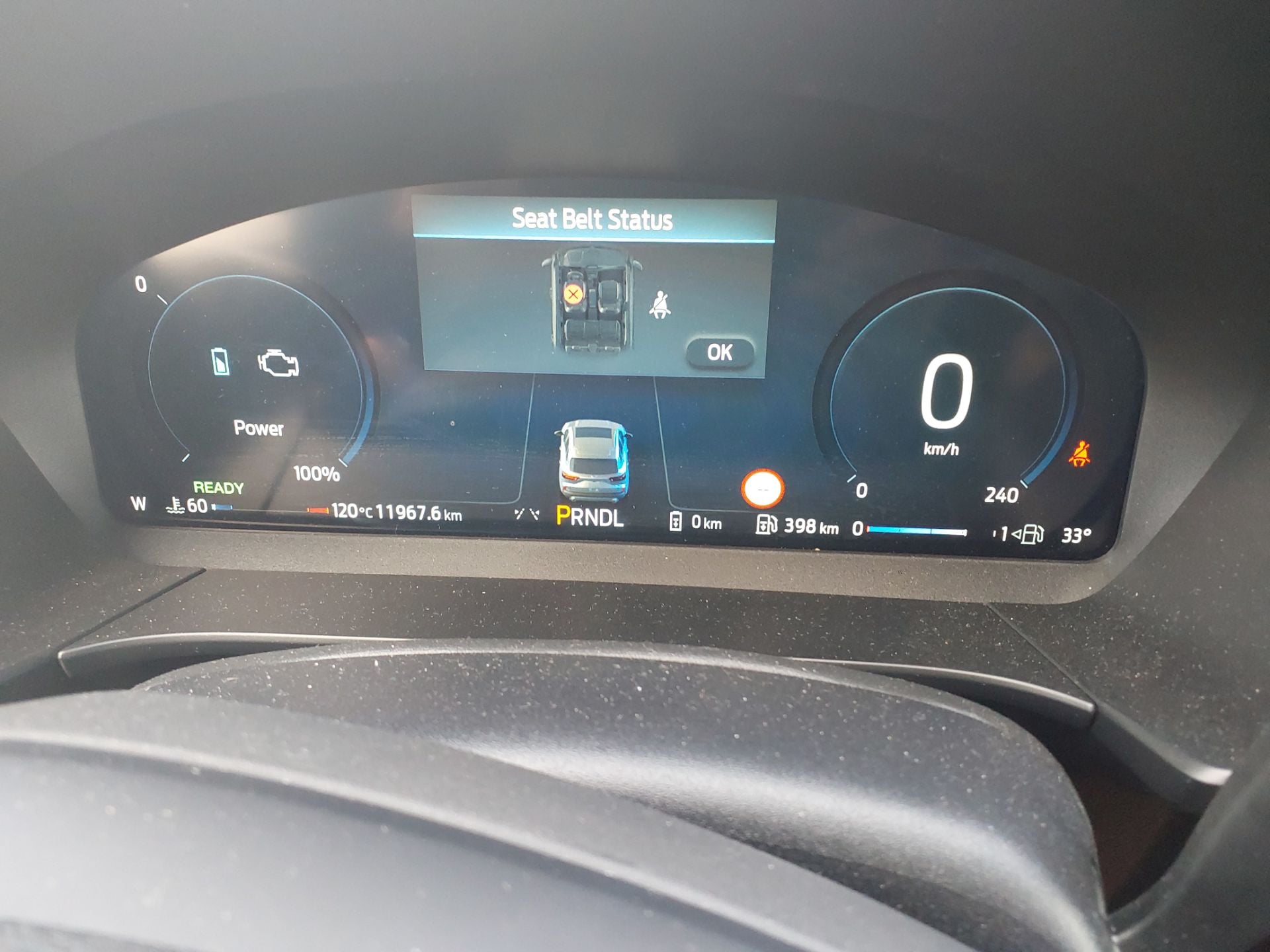 FORD Kuga 2.5 PHEV 243cv AutomÃ¡tico ST-LINE X (Pano Roof + Winterpack) photo