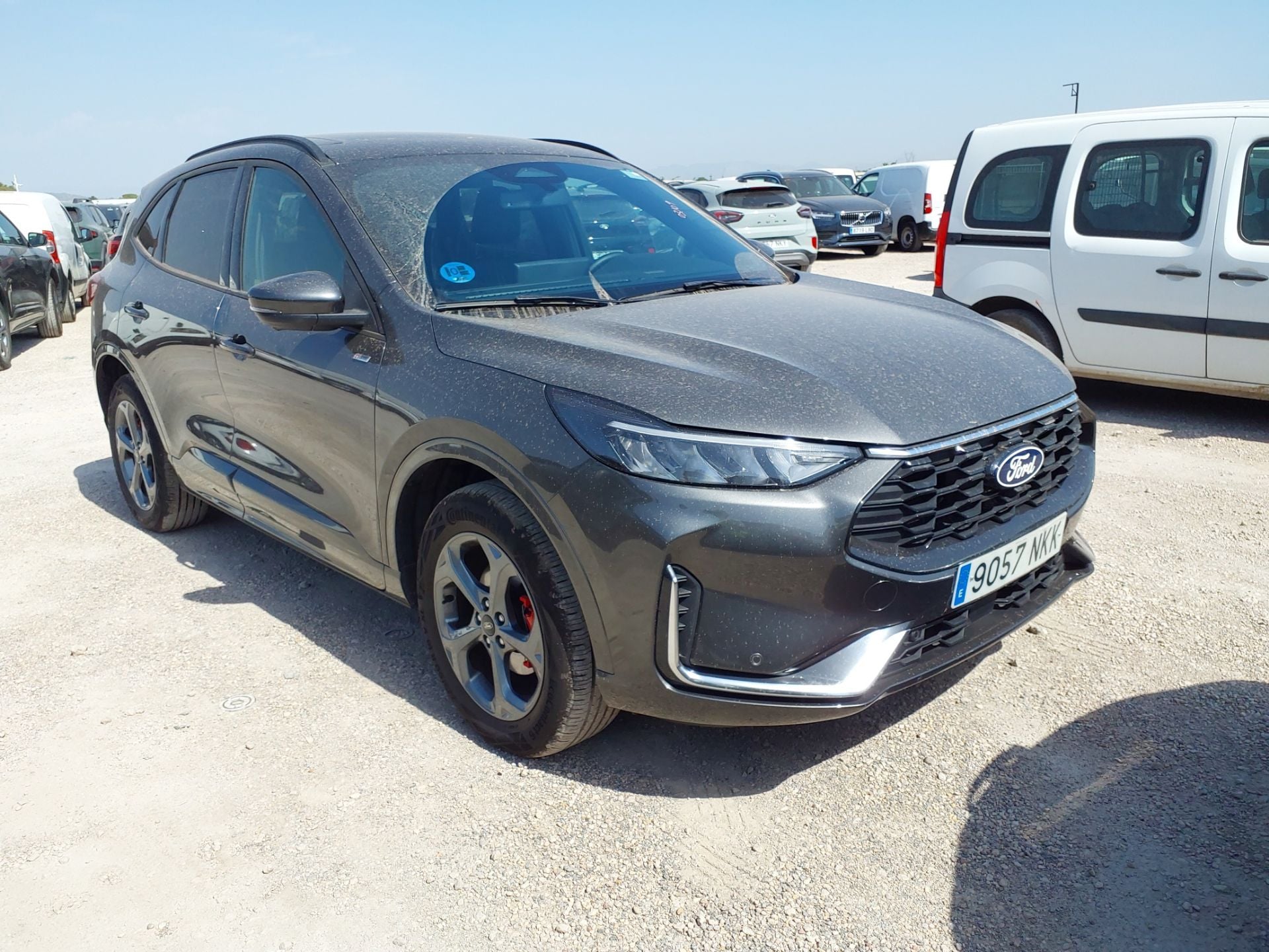 FORD Kuga 2.5 PHEV 243cv AutomÃ¡tico ST-LINE X (2026) (Pano + Winterpack)