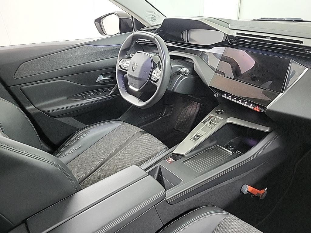 PEUGEOT 408 Allure Pack HYbrid 180 e-EAT8 5D 133kW photo