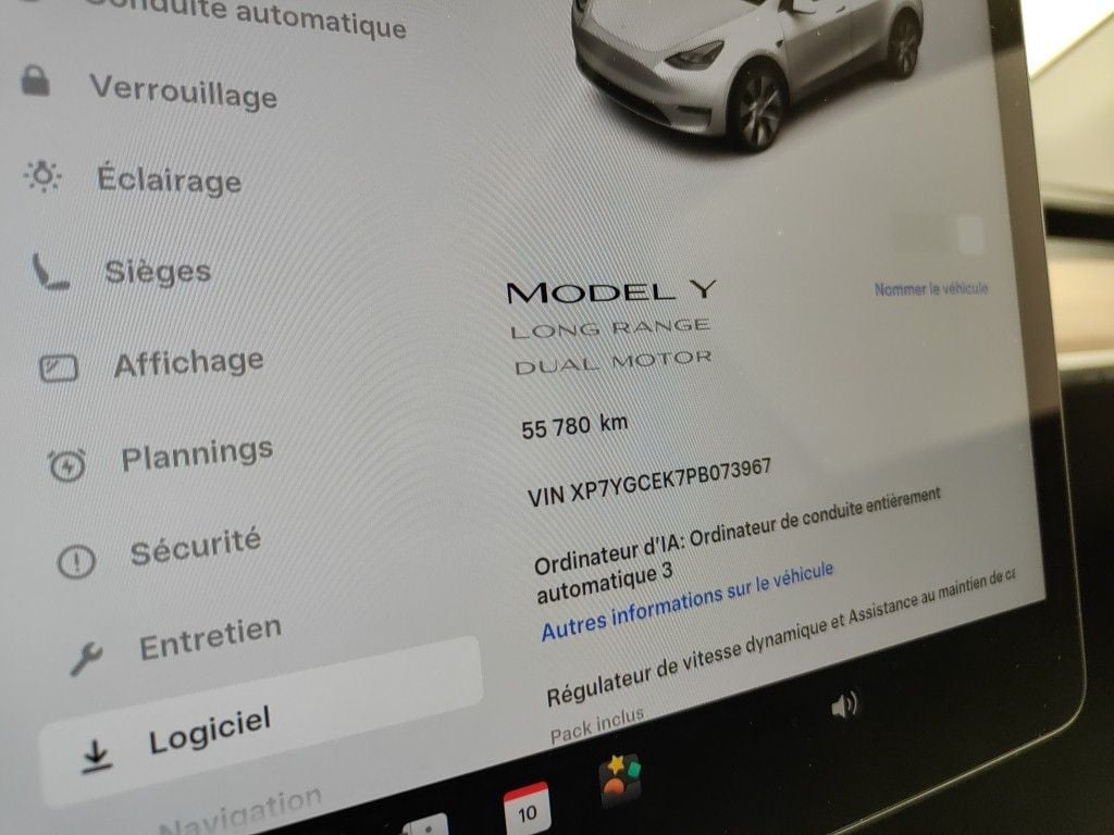 TESLA MODEL Y 72.5 kWh Dual Motor Long Range (324 kW) 5d photo