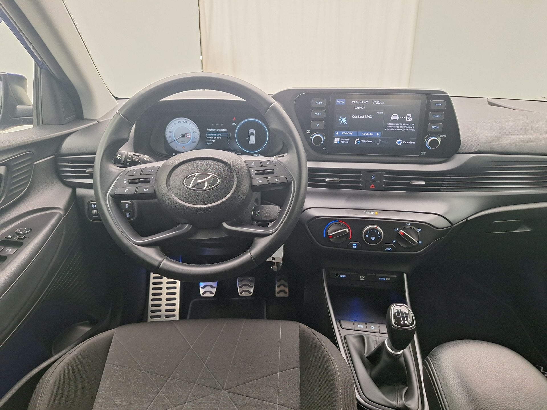 Hyundai, Bayon '21, Hyundai Bayon 1.0 TGDi 100 6MT Twist 5d photo