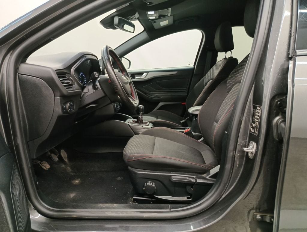 FORD FOCUS CLIPPER - 2022 1.0 EcoBoost 125hp MHEV ST-Line 5d photo