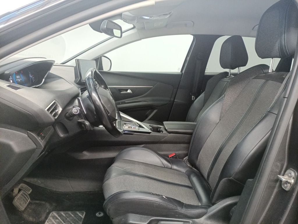 PEUGEOT 3008 DIESEL - 2021 1.5 BlueHDi 130 Allure 5d Auto photo