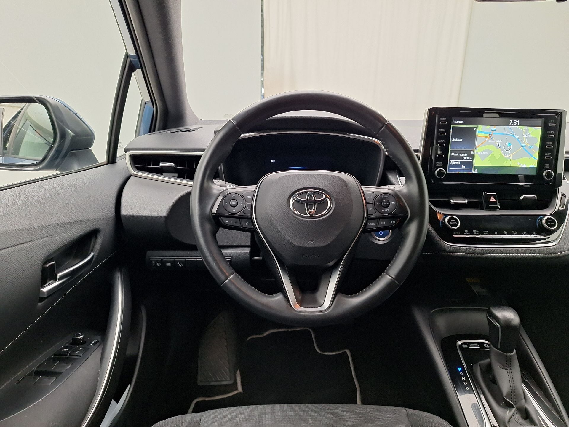 Toyota, Corolla TS '19, Corolla TS 1.8 Hybrid Dynamic photo
