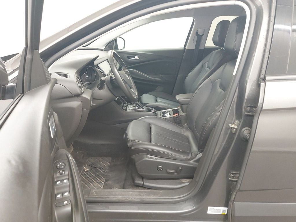 Opel Grandland X 1.6 Turbo S/S Hybrid Elegance 5d photo