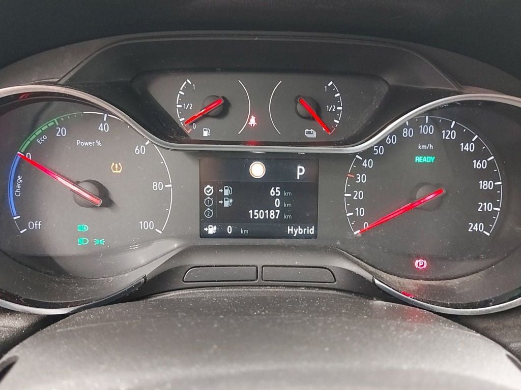 Opel Grandland X 1.6 Turbo S/S Hybrid Elegance 5d photo