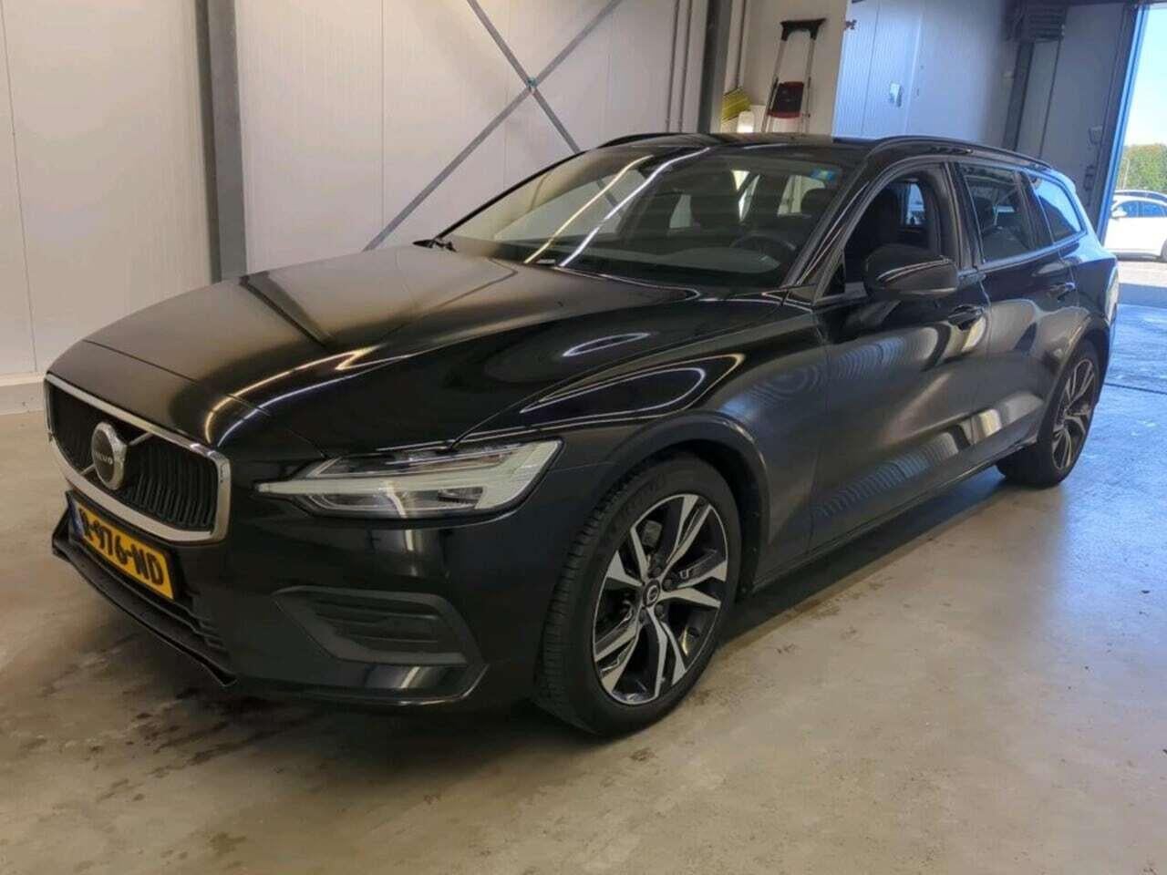 VOLVO V60 2.0 B3 Essential