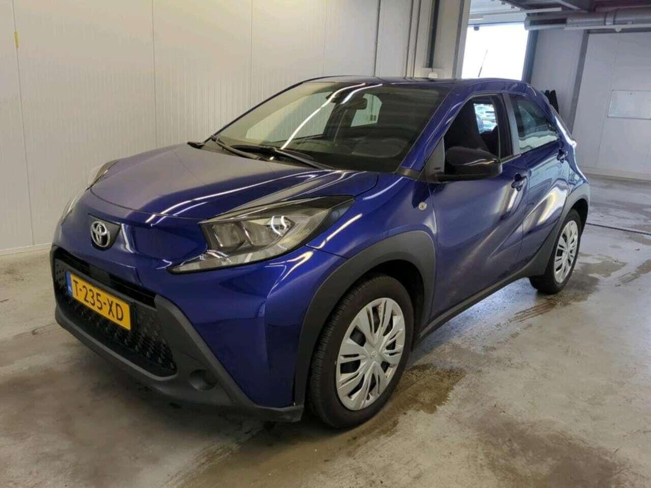 TOYOTA Aygo X 1.0 VVT-i MT Play