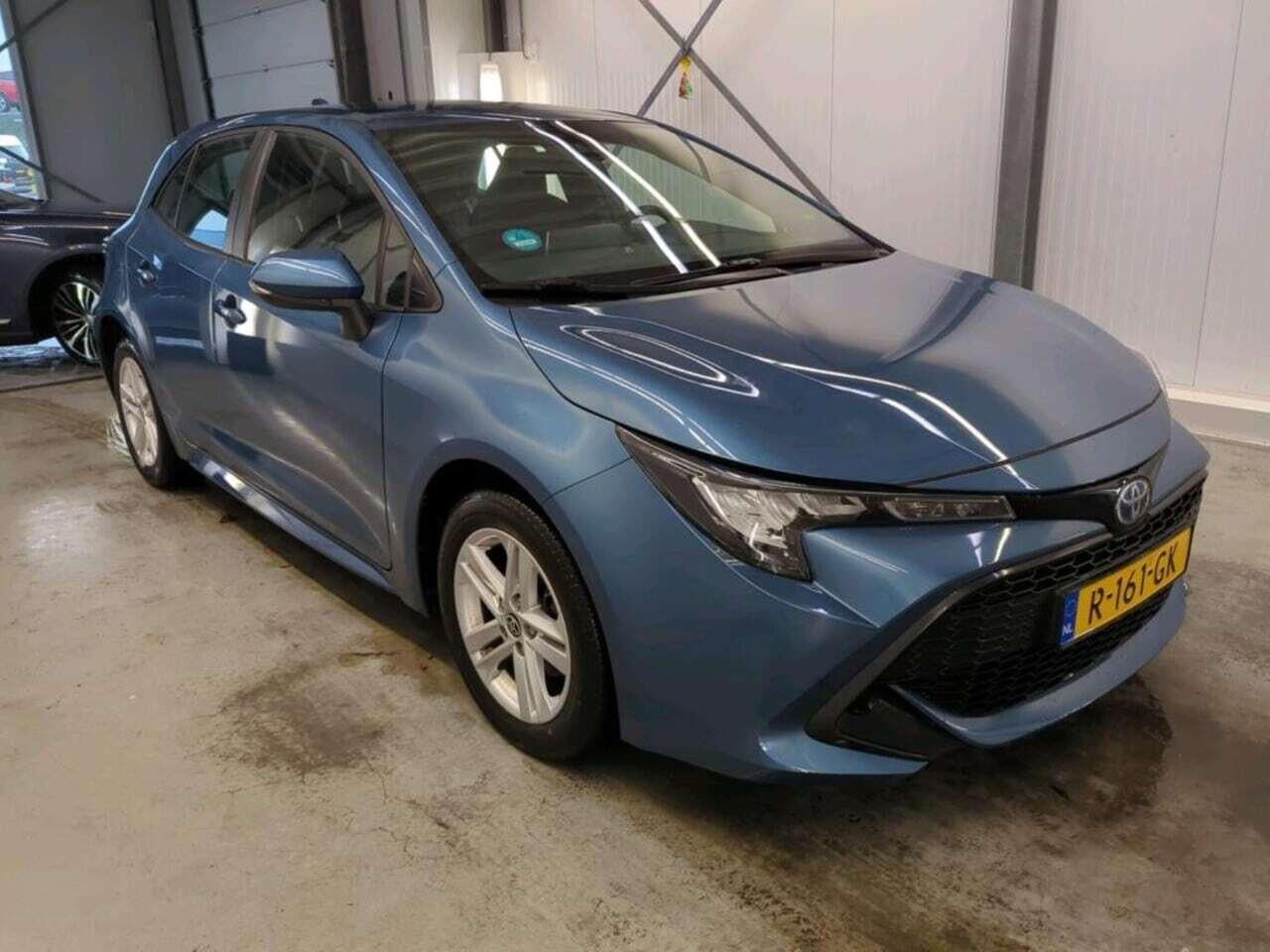 TOYOTA COROLLA 1.8 Hybrid Business photo