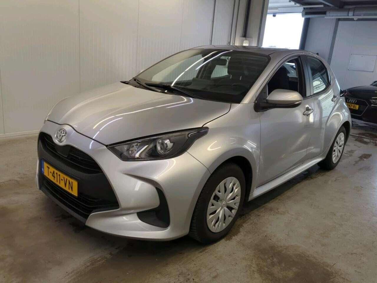 TOYOTA Yaris 1.5 VVT-i Active