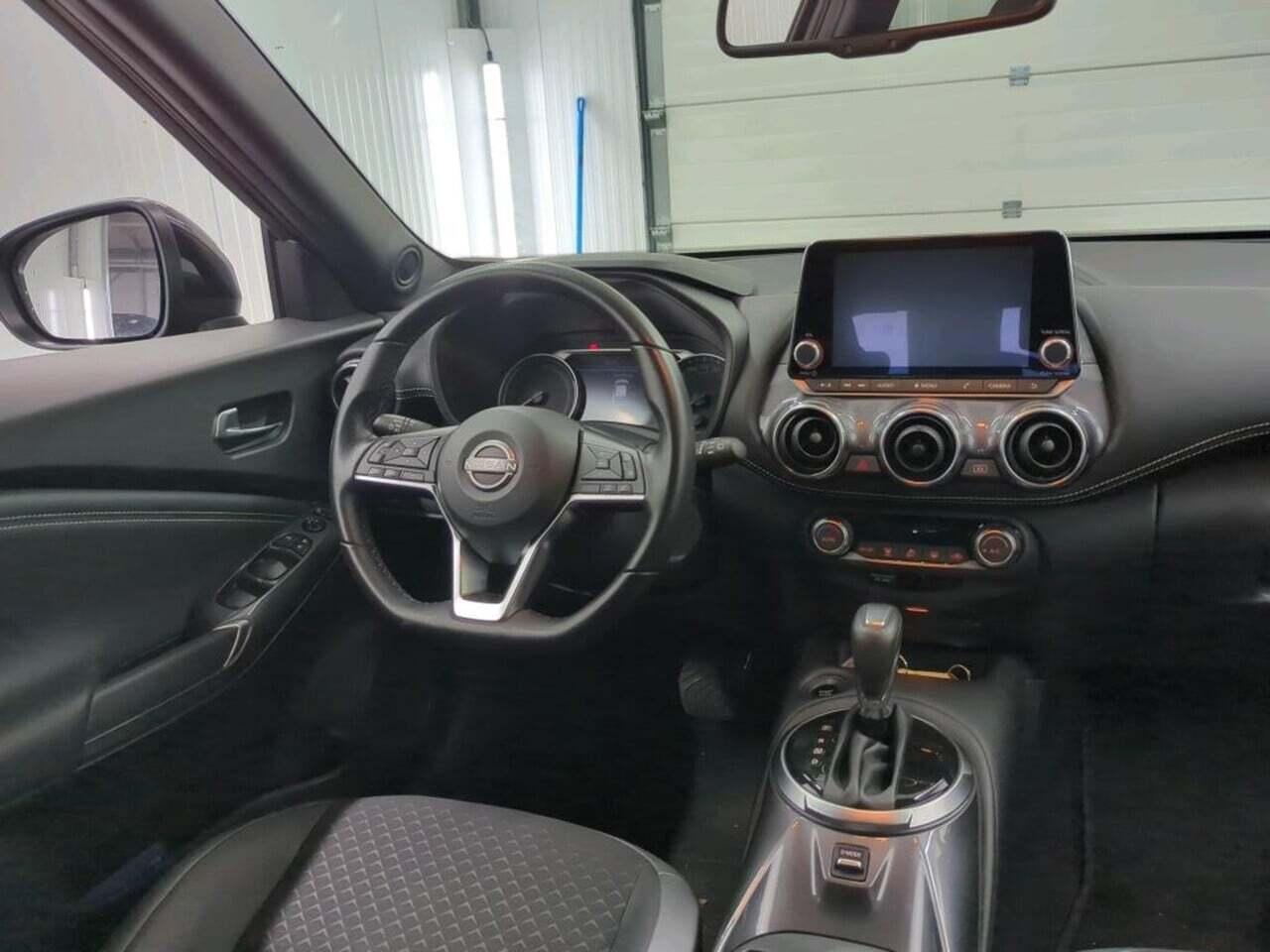 NISSAN JUKE 1.6 Hyb. N-Connecta photo
