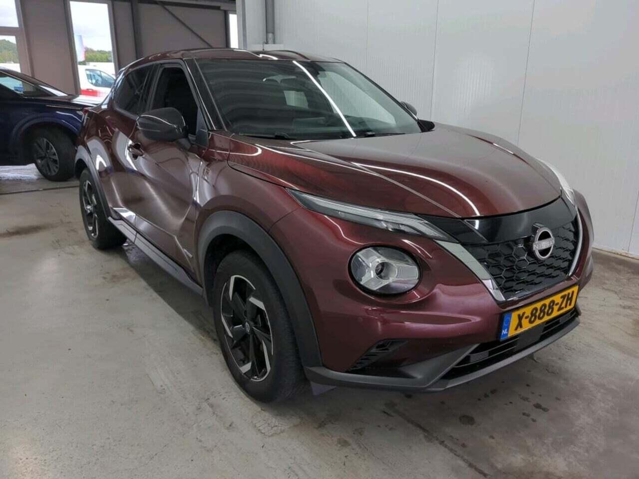 NISSAN JUKE 1.6 Hyb. N-Connecta photo