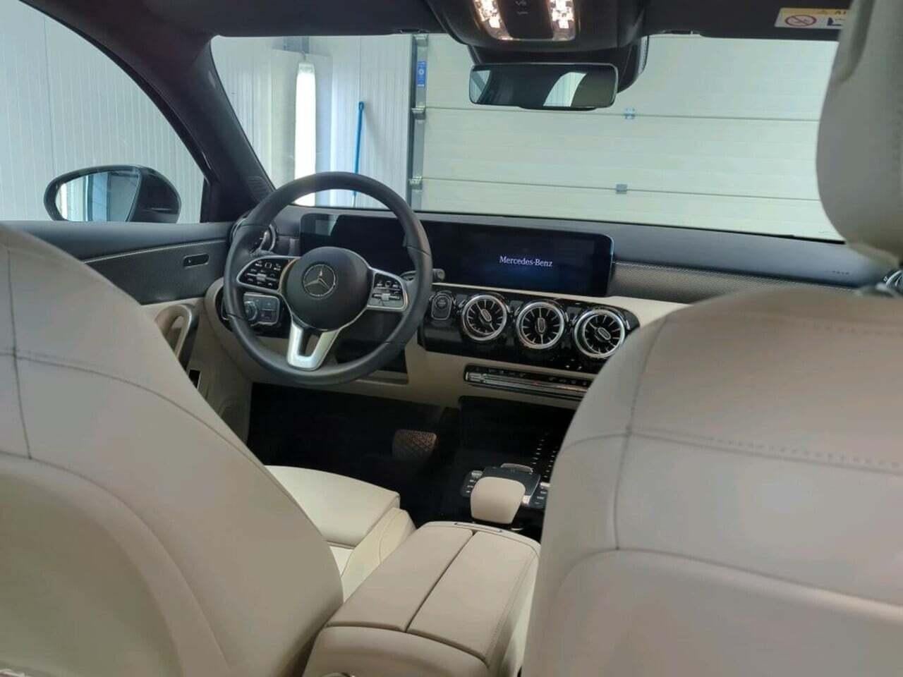 MERCEDES-BENZ A-klasse 250 e Bns Sol Luxury photo