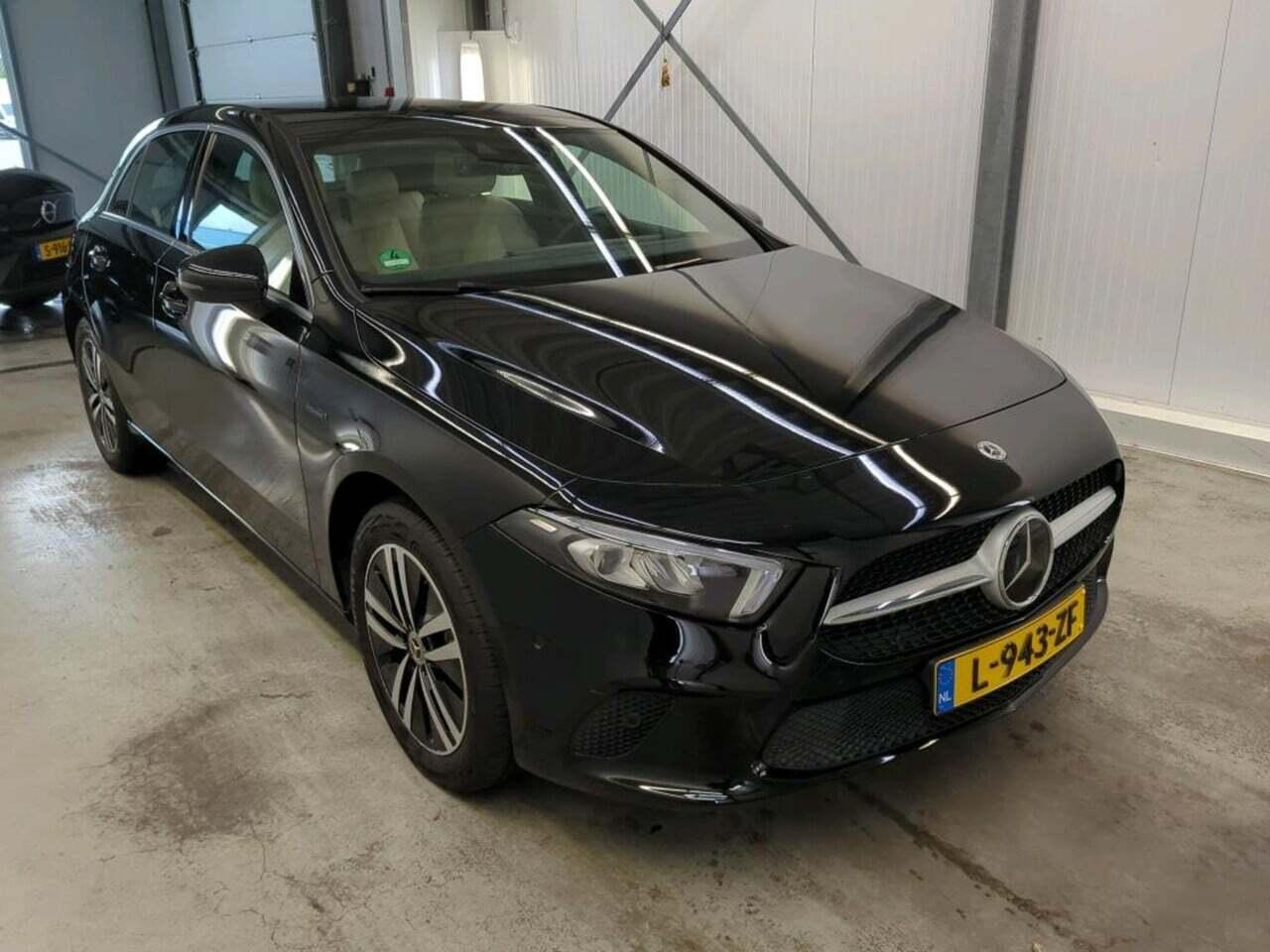 MERCEDES-BENZ A-klasse 250 e Bns Sol Luxury photo