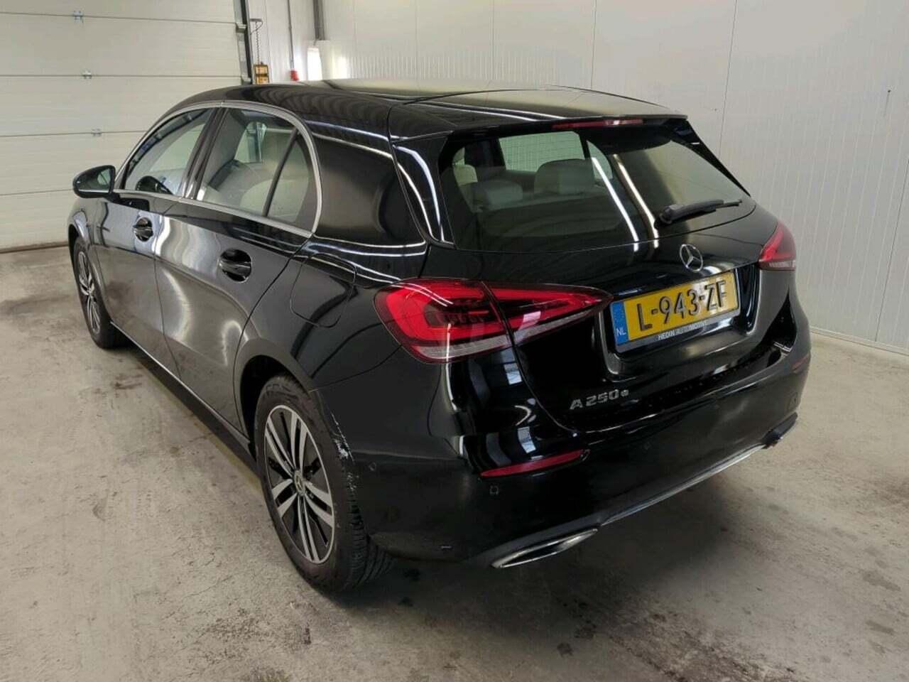 MERCEDES-BENZ A-klasse 250 e Bns Sol Luxury photo