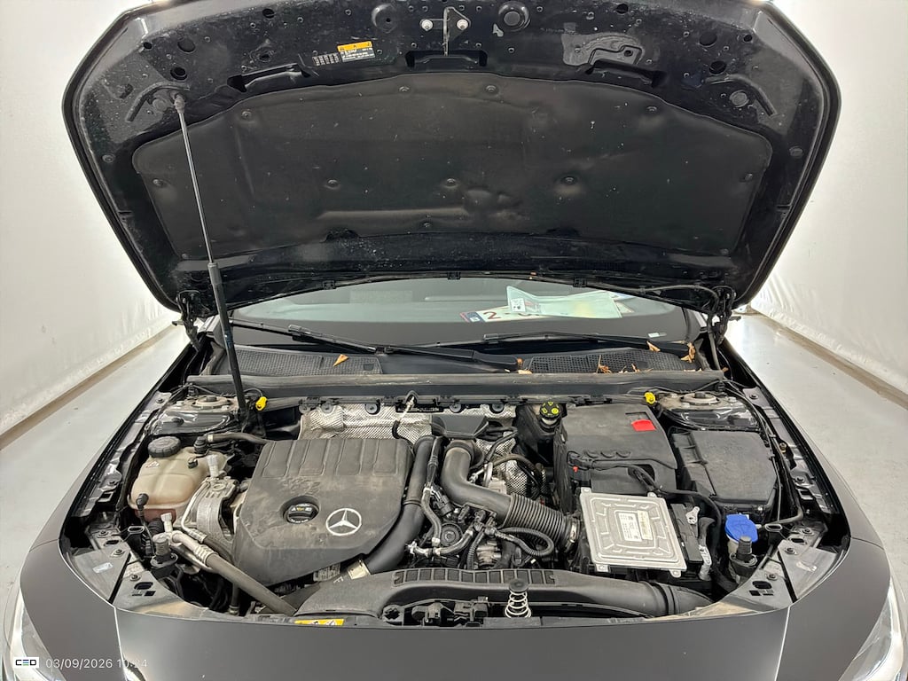 MERCEDES-BENZ CLA - Klasse 1.3 CLA 180 BUSINESS SOLUTION ESSENTIAL photo