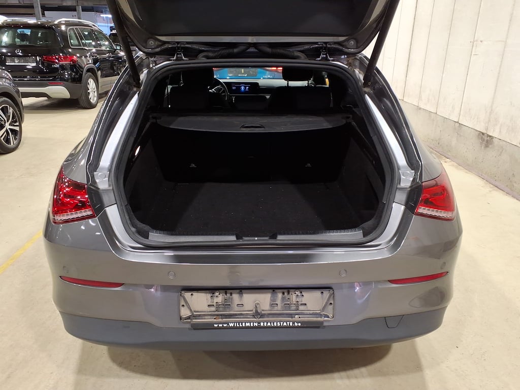 MERCEDES-BENZ CLA - Klasse 2.0 CLA 180 D BUSINESS SOLUTION DCT photo