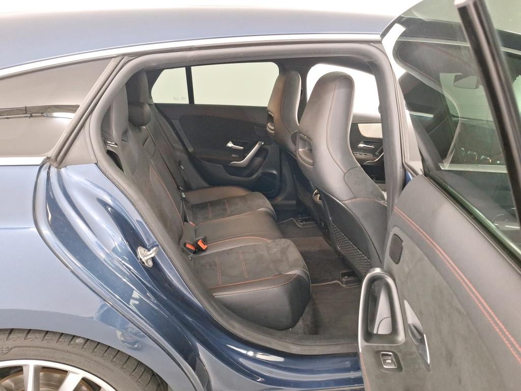 MERCEDES-BENZ CLA SHOOTING BRAKE 2.0 CLA 180 D SHOOTING BRAKE photo