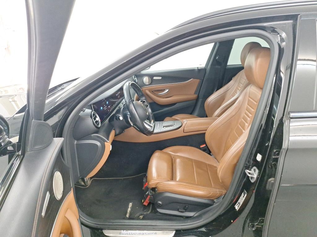 MERCEDES-BENZ E-CLASS BREAK 2.0 E 300 DE AUTO photo