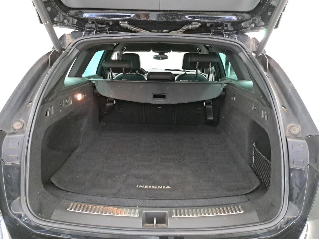 OPEL INSIGNIA SPORTS TOURER 1.5 TURBO D 90KW S-S ULTIMATE photo