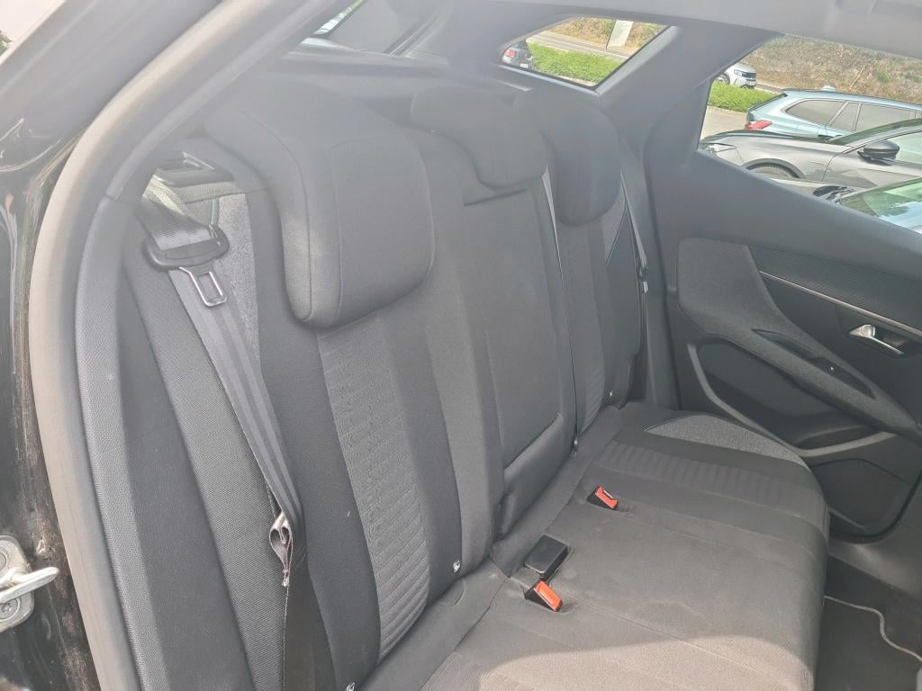 PEUGEOT 3008 1.5 BLUEHDI S&amp;S AUTO STYLE photo