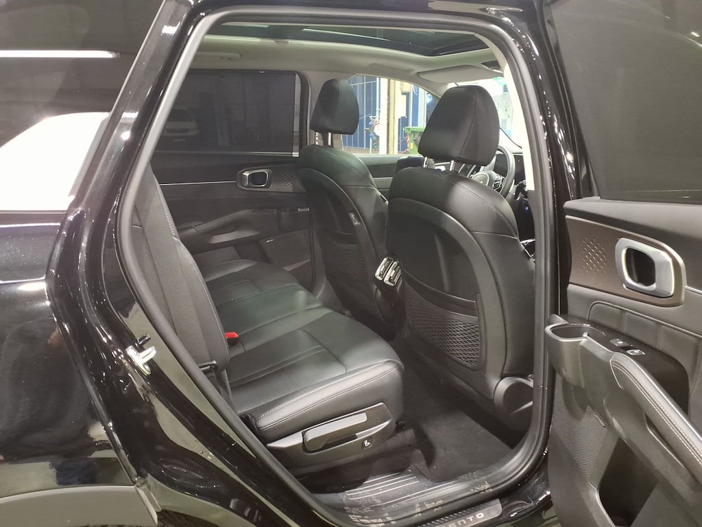 KIA SORENTO 1.6 HEV PULSE 2WD AUTO photo