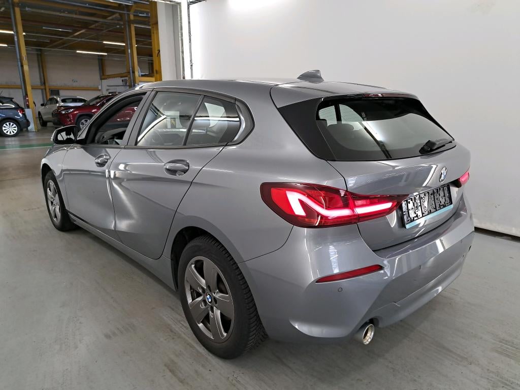BMW 1 SERIES HATCH 1.5 116IA (80KW) photo