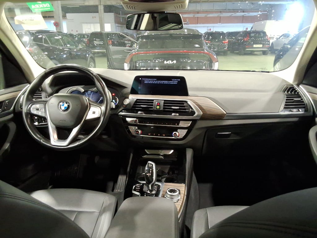 BMW X3 2.0 SDRIVE18D (110KW) AUTO photo